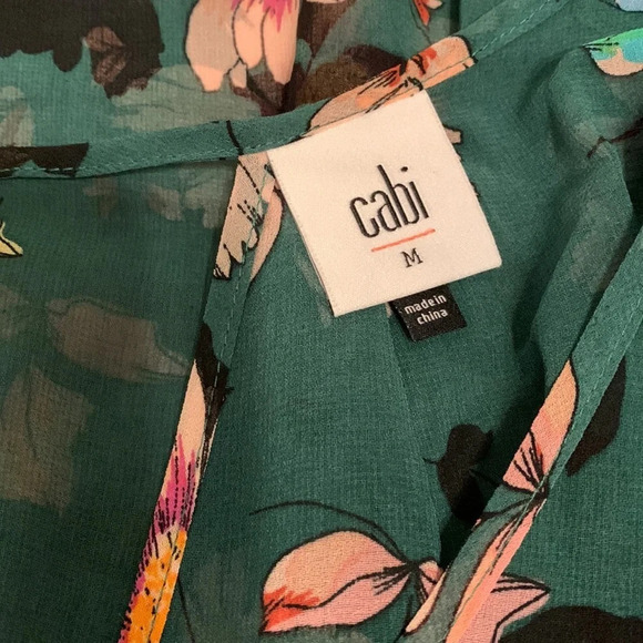 CABI NWOT 3619 Floral Print Sheer V-Neck Blouse in Green - Picture 6 of 8
